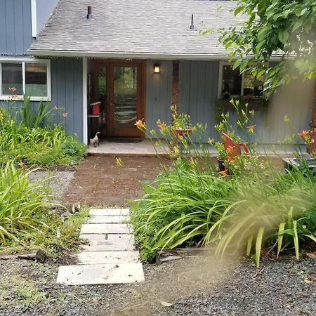 Creekside Bed And Breakfast Guest Room Deerhorn Exterior foto